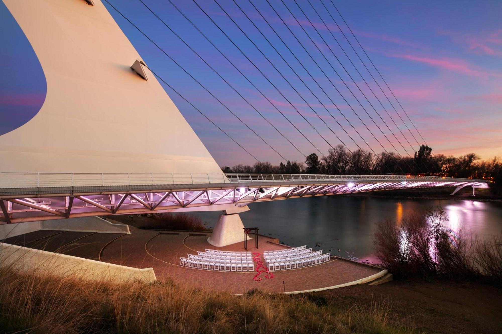 Sheraton Redding Hotel At The Sundial Bridge Luaran gambar